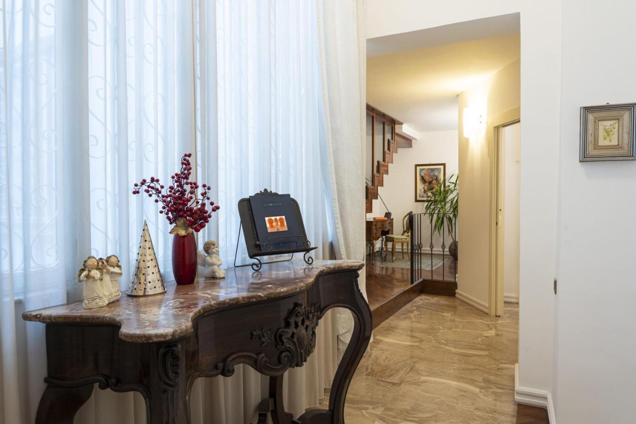 Bella Domus Suites Salerno Zewnętrze zdjęcie