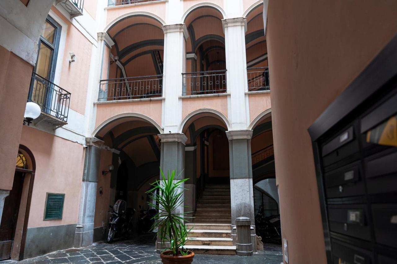 Bella Domus Suites Salerno Zewnętrze zdjęcie